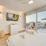 Calma Paraiso Jacuzzi Sea View