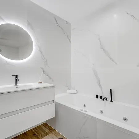 Calma Paraiso Jacuzzi Sea View